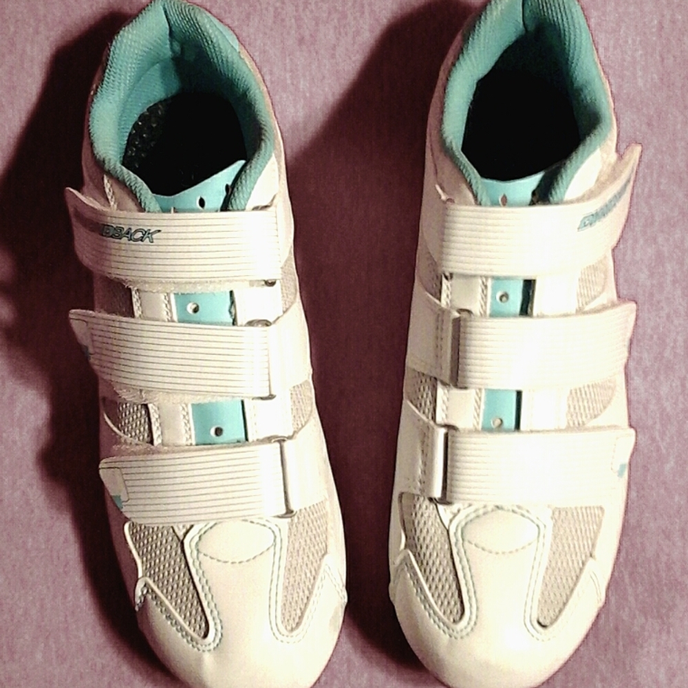 Spinning Shoes Sz 41 (9.5)Women Diamond Back